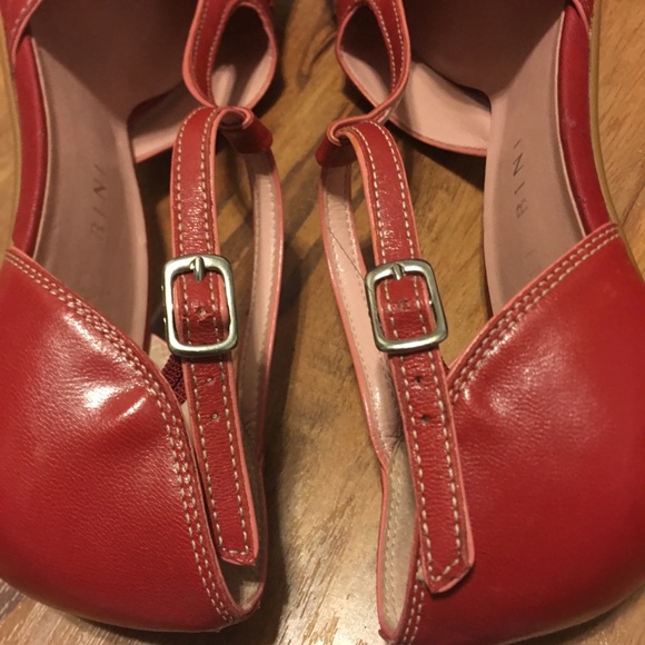 Gianni Bini T-strap heels - Picture 6 of 8